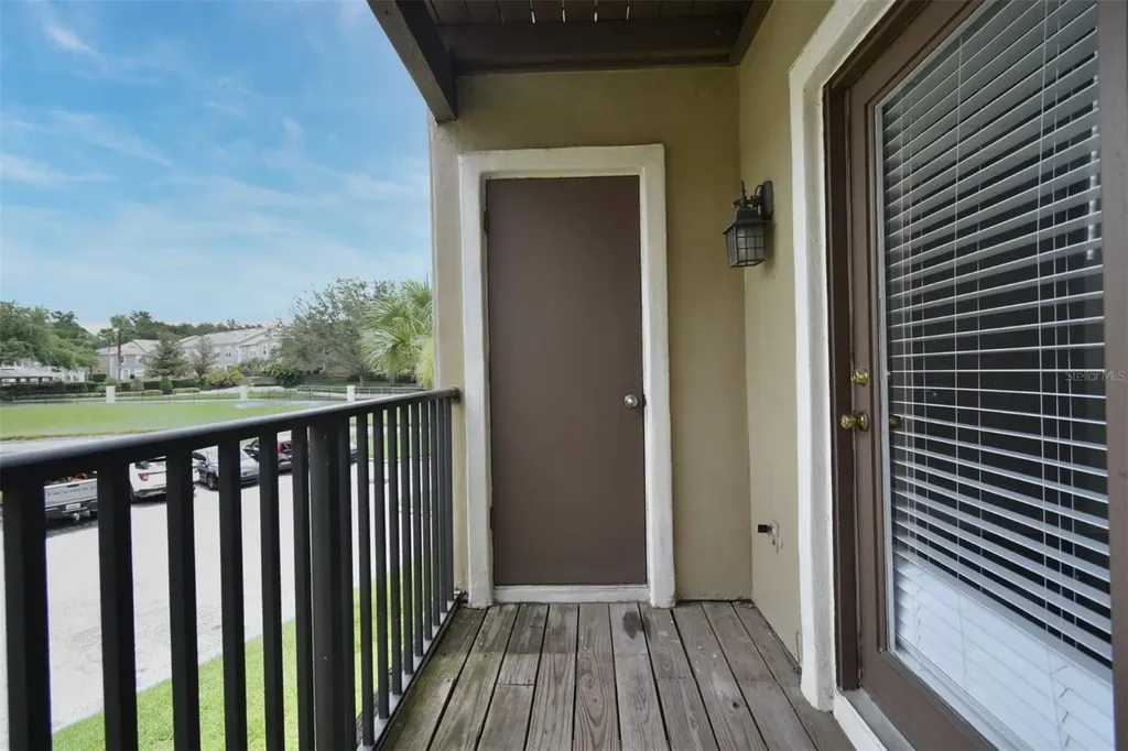 216 Afton Square Altamonte Springs FL 32714