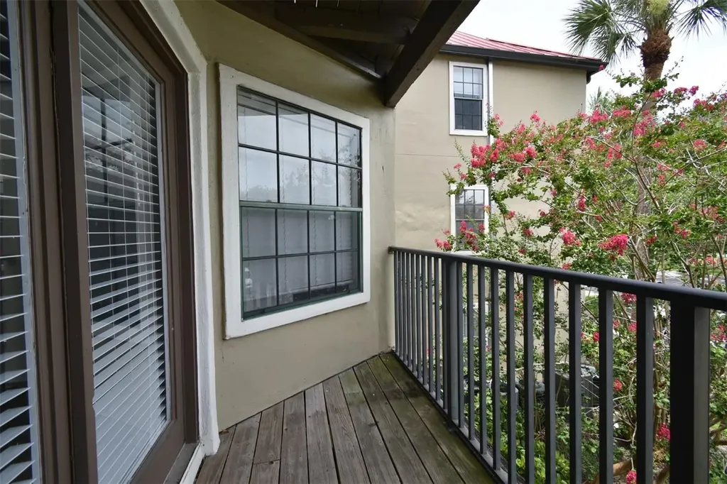216 Afton Square Altamonte Springs FL 32714