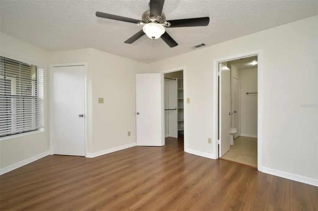 216 Afton Square Altamonte Springs FL 32714