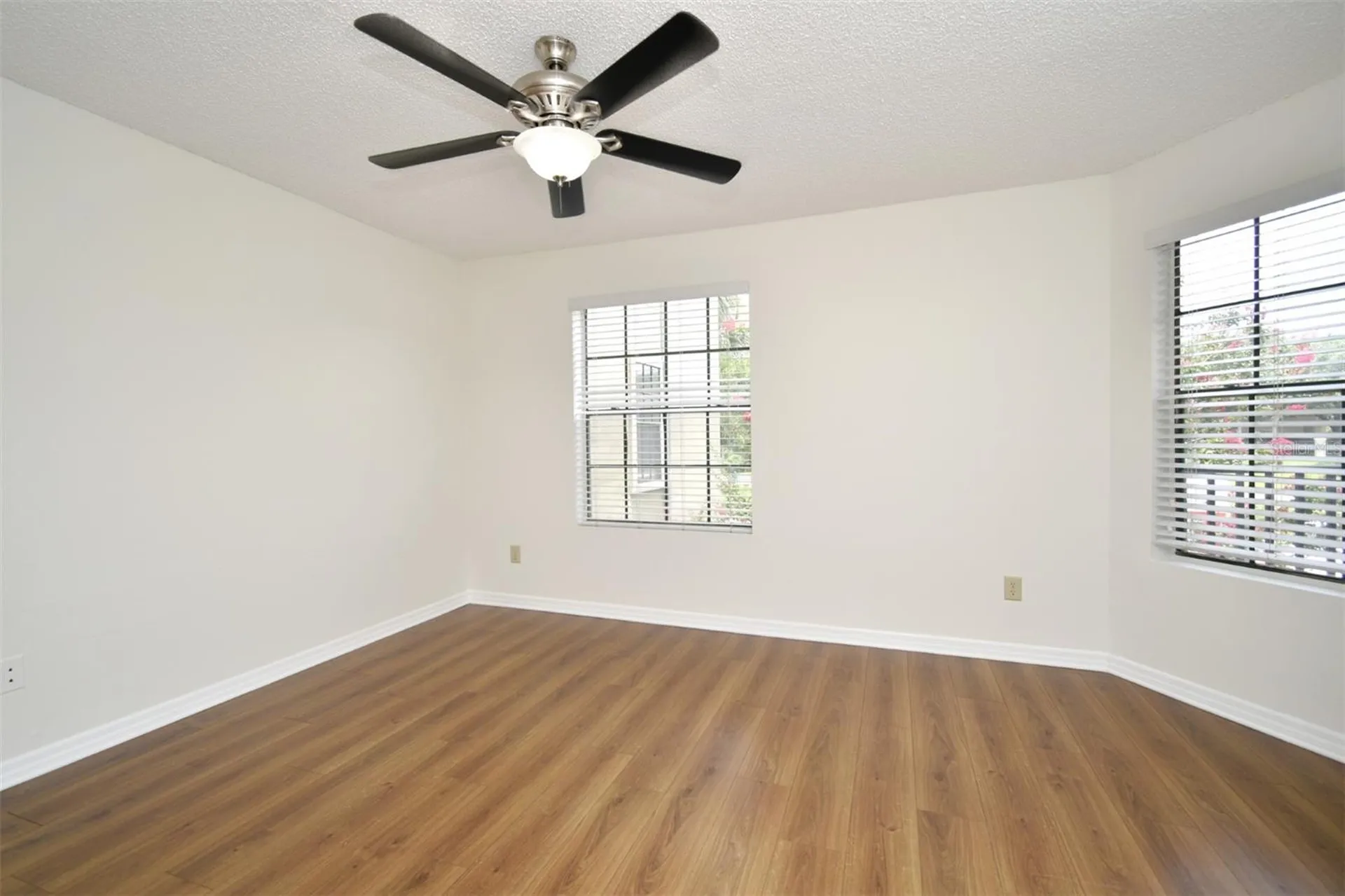 216 Afton Square Altamonte Springs FL 32714