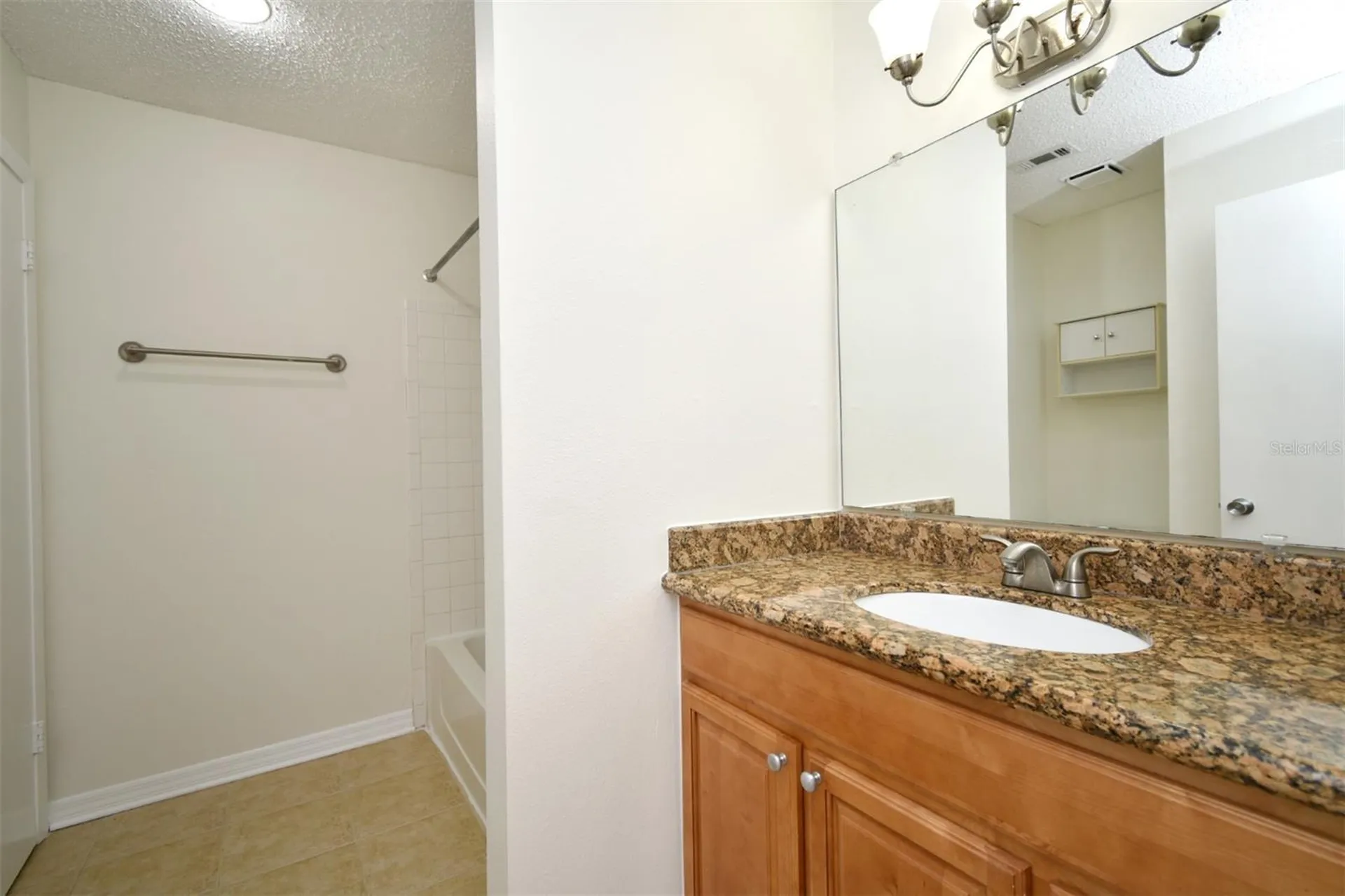 216 Afton Square Altamonte Springs FL 32714