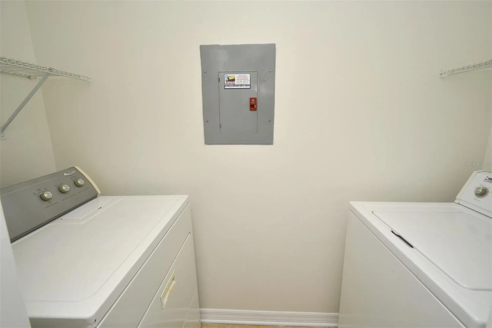 216 Afton Square Altamonte Springs FL 32714