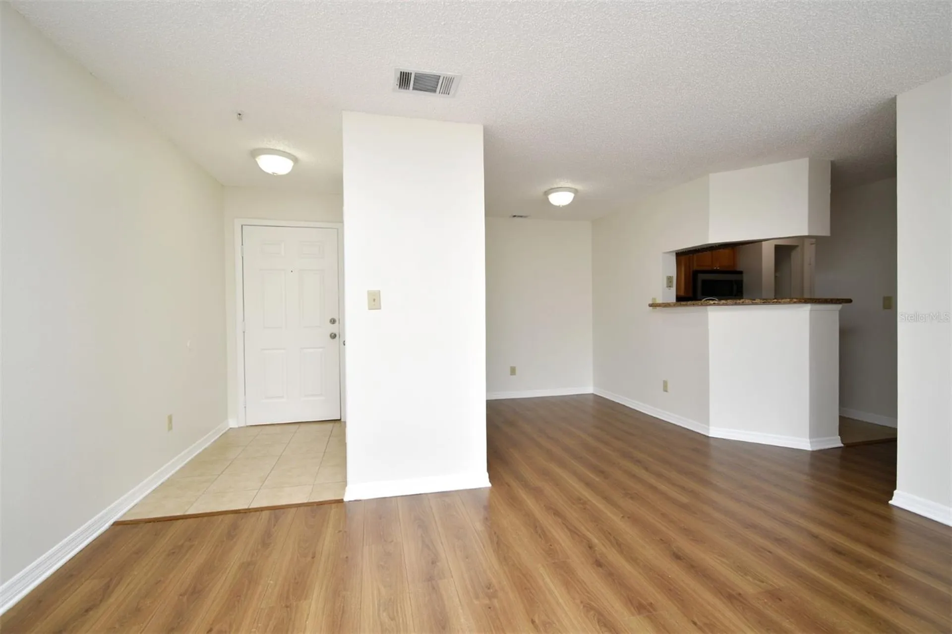 216 Afton Square Altamonte Springs FL 32714