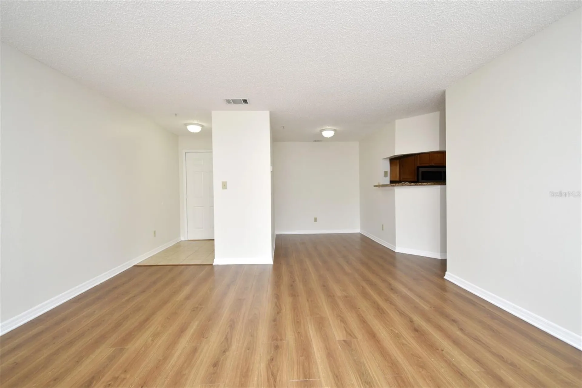216 Afton Square Altamonte Springs FL 32714