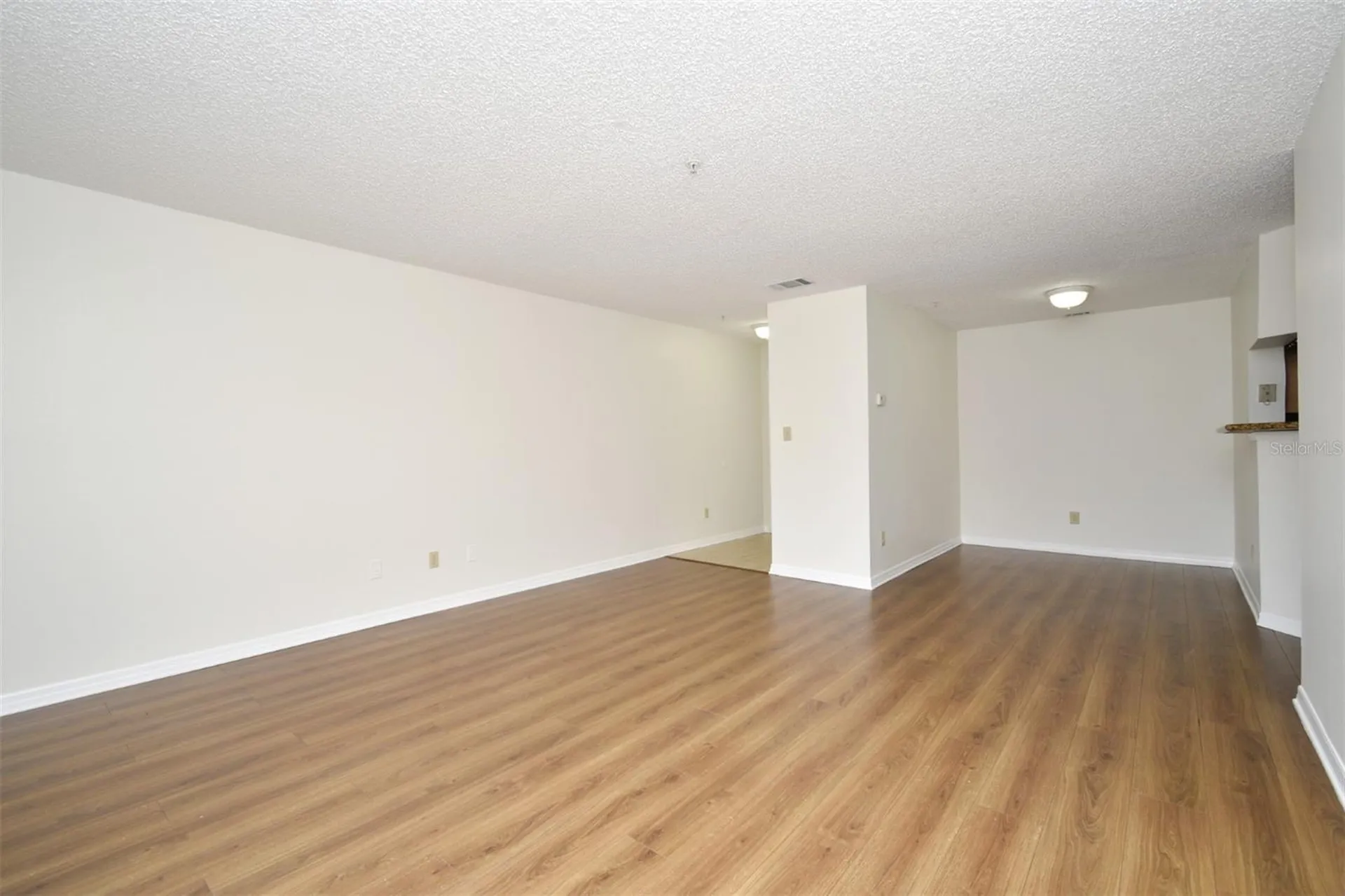 216 Afton Square Altamonte Springs FL 32714