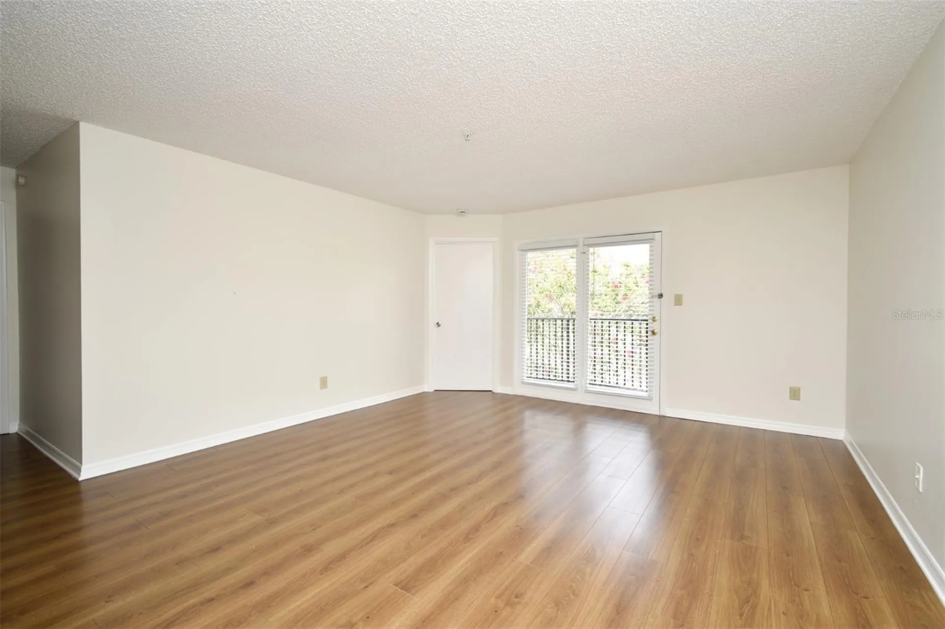 216 Afton Square Altamonte Springs FL 32714