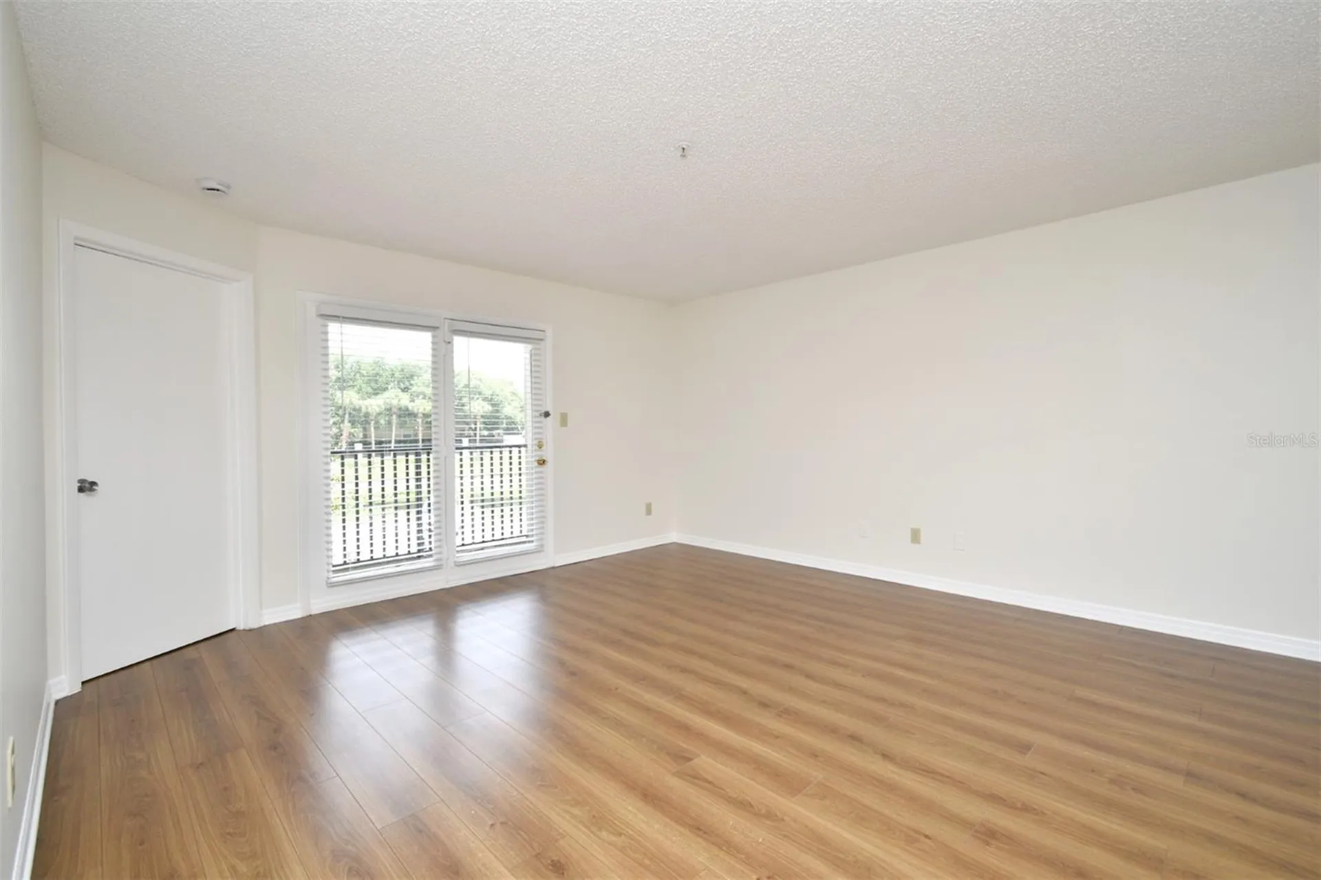 216 Afton Square Altamonte Springs FL 32714