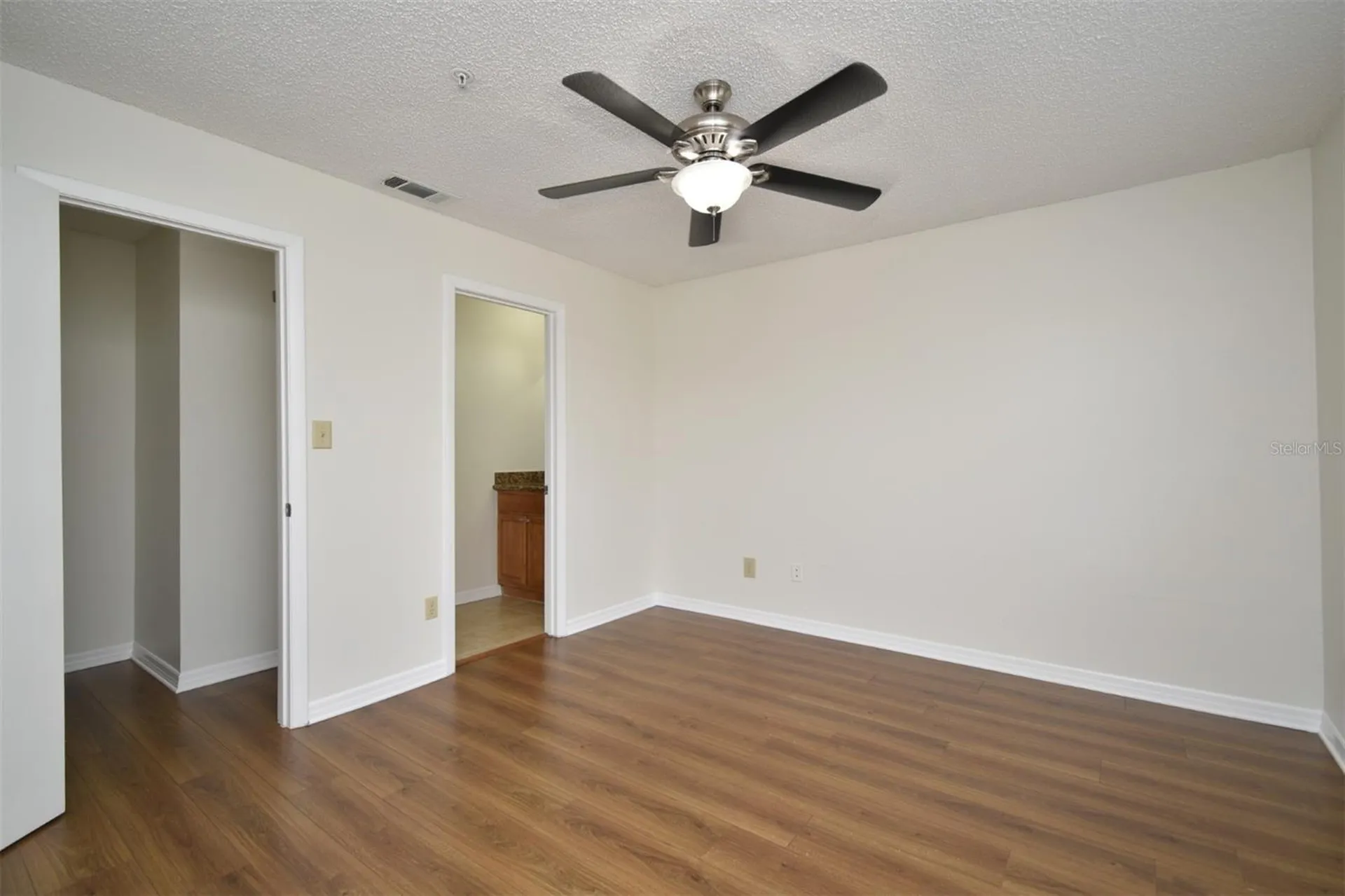 216 Afton Square Altamonte Springs FL 32714