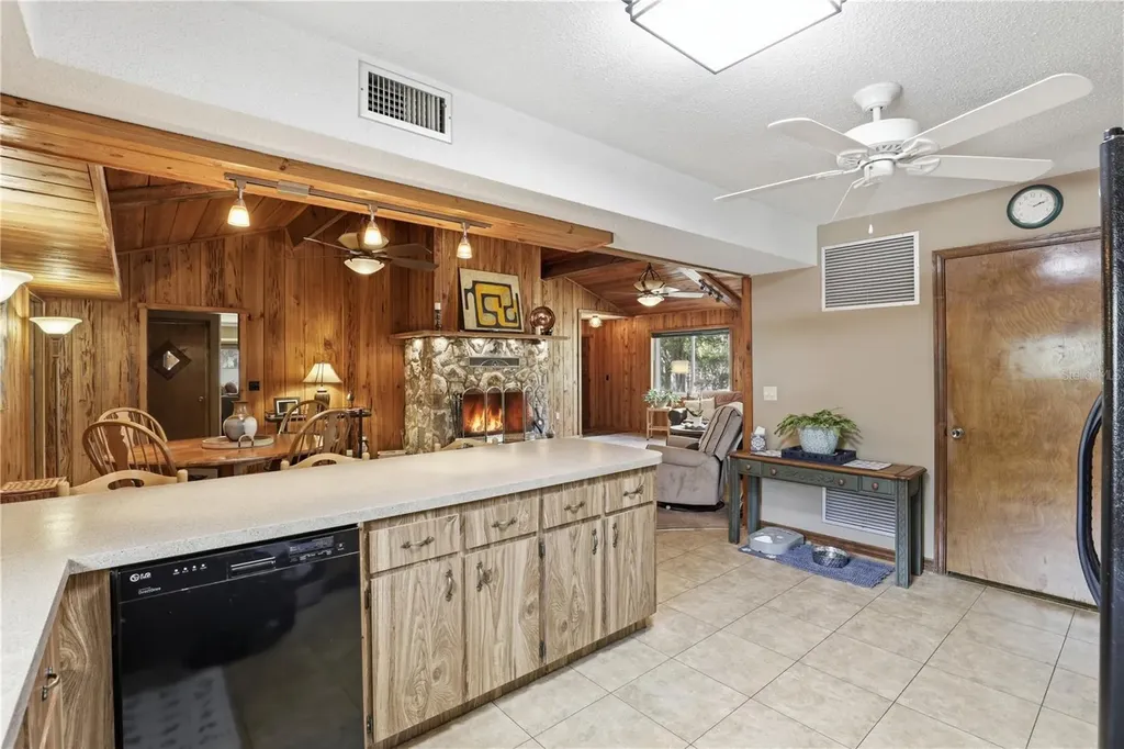 5289 NE County Road 340 High Springs FL 32643