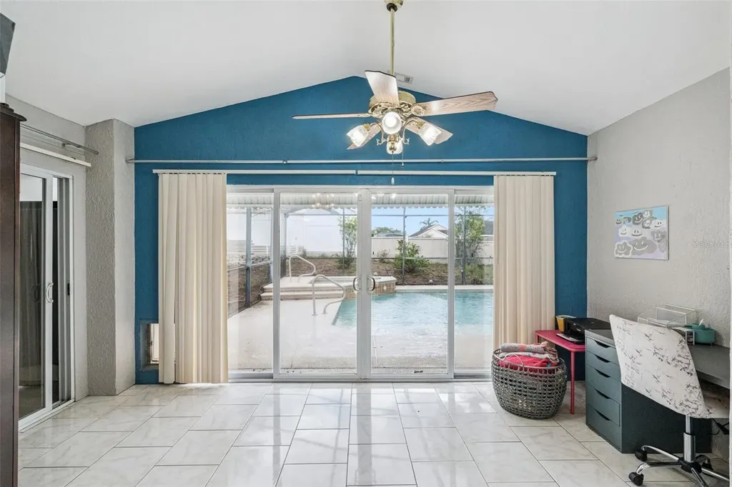 604 Bent Oak Loop Davenport FL 33837