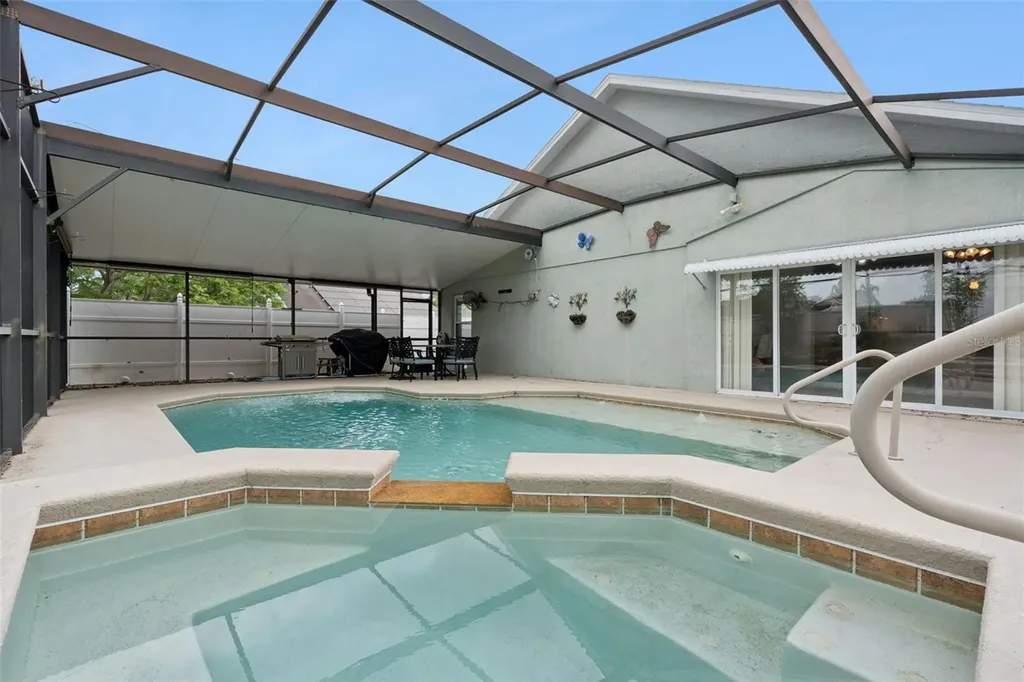 604 Bent Oak Loop Davenport FL 33837