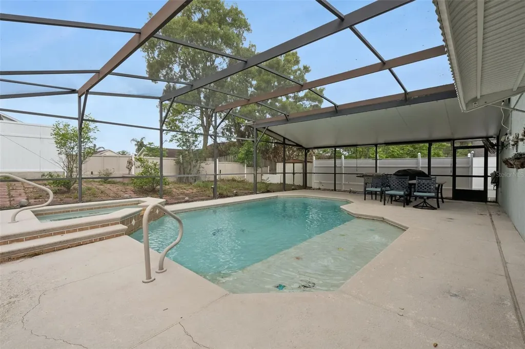 604 Bent Oak Loop Davenport FL 33837
