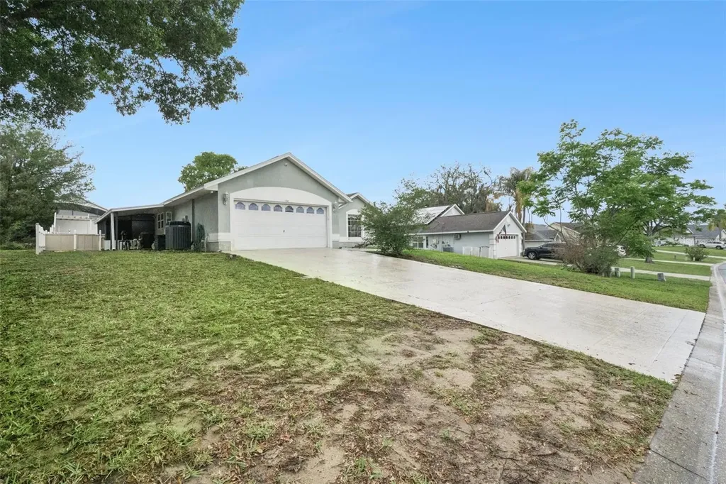 604 Bent Oak Loop Davenport FL 33837