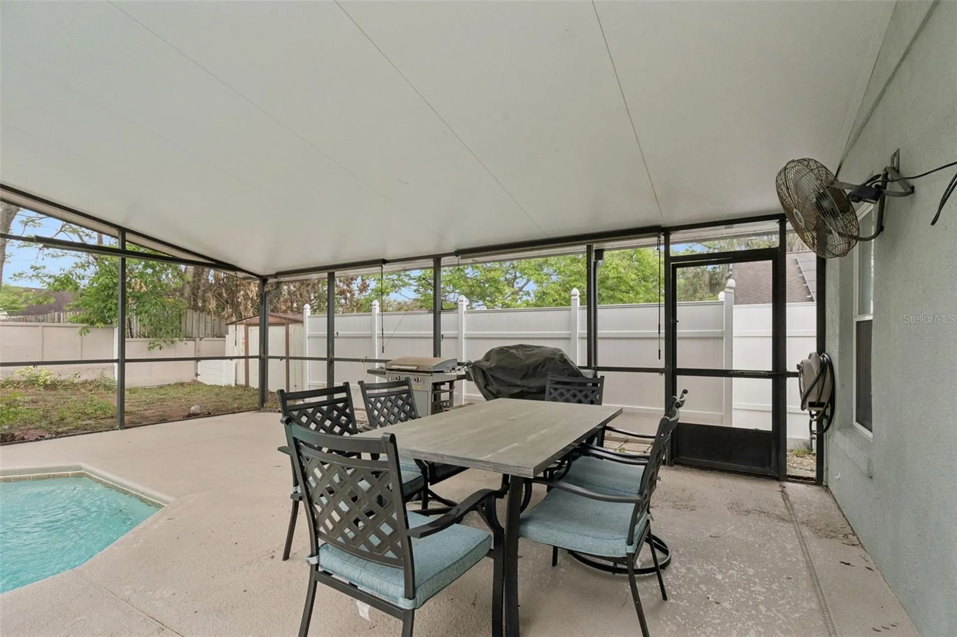 604 Bent Oak Loop Davenport FL 33837