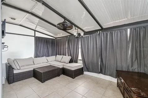 604 Bent Oak Loop Davenport FL 33837