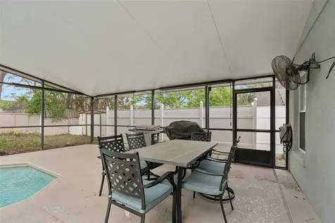 604 Bent Oak Loop Davenport FL 33837