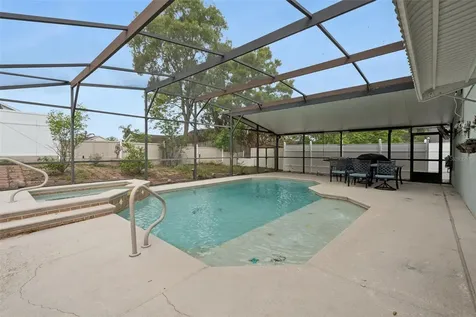 604 Bent Oak Loop Davenport FL 33837