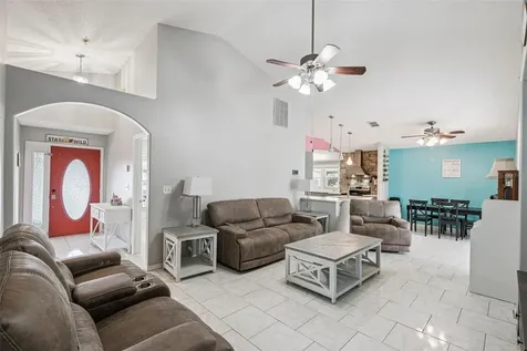 604 Bent Oak Loop Davenport FL 33837