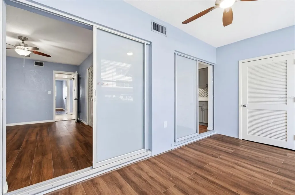 5155 9th Avenue N St Petersburg FL 33710