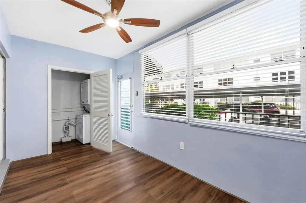 5155 9th Avenue N St Petersburg FL 33710