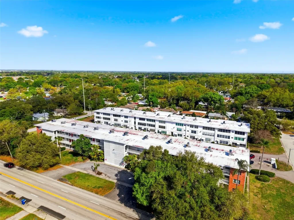 5155 9th Avenue N St Petersburg FL 33710