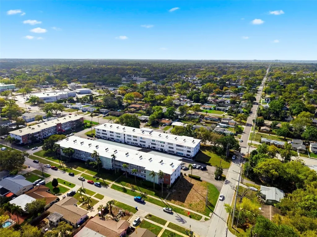 5155 9th Avenue N St Petersburg FL 33710