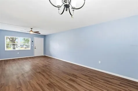 5155 9th Avenue N St Petersburg FL 33710