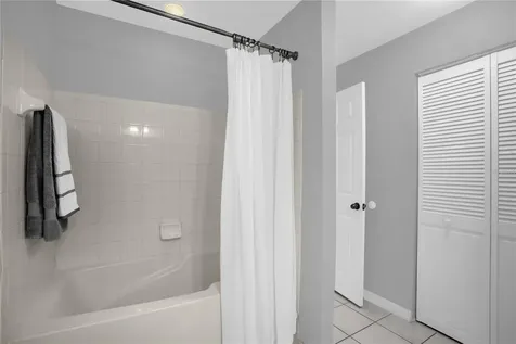 6324 Raleigh Street Orlando FL 32835