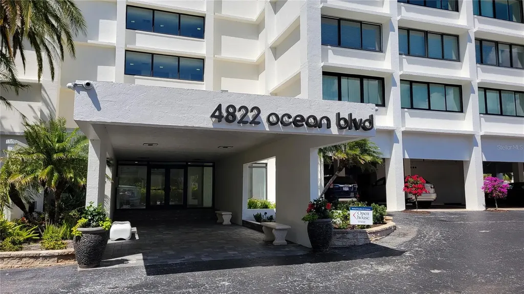 4822 Ocean Boulevard Sarasota FL 34242