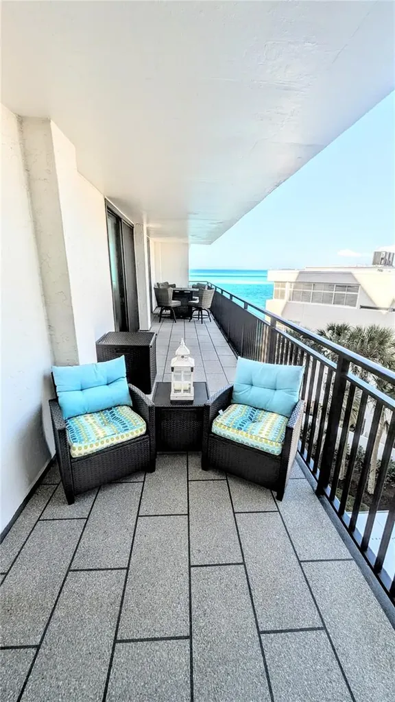 4822 Ocean Boulevard Sarasota FL 34242
