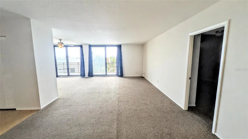 4822 Ocean Boulevard Sarasota FL 34242