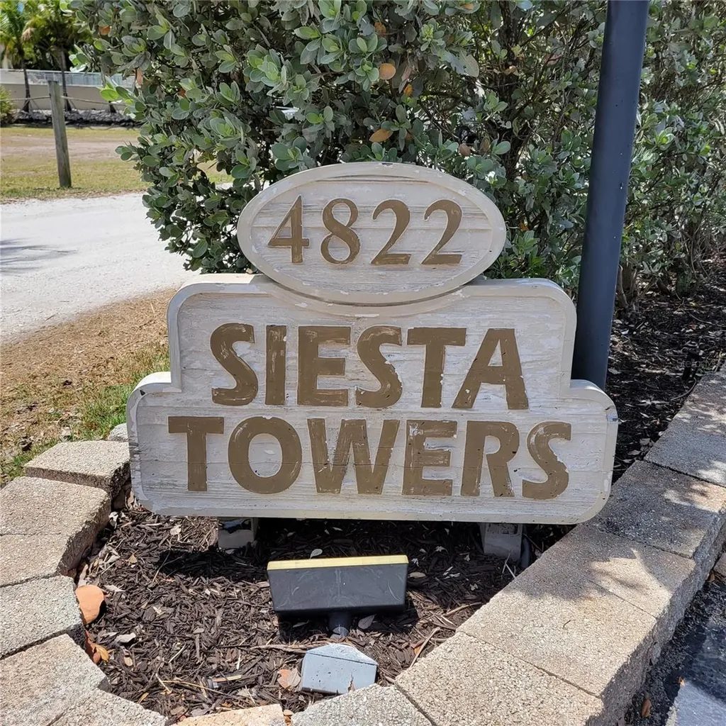 4822 Ocean Boulevard Sarasota FL 34242