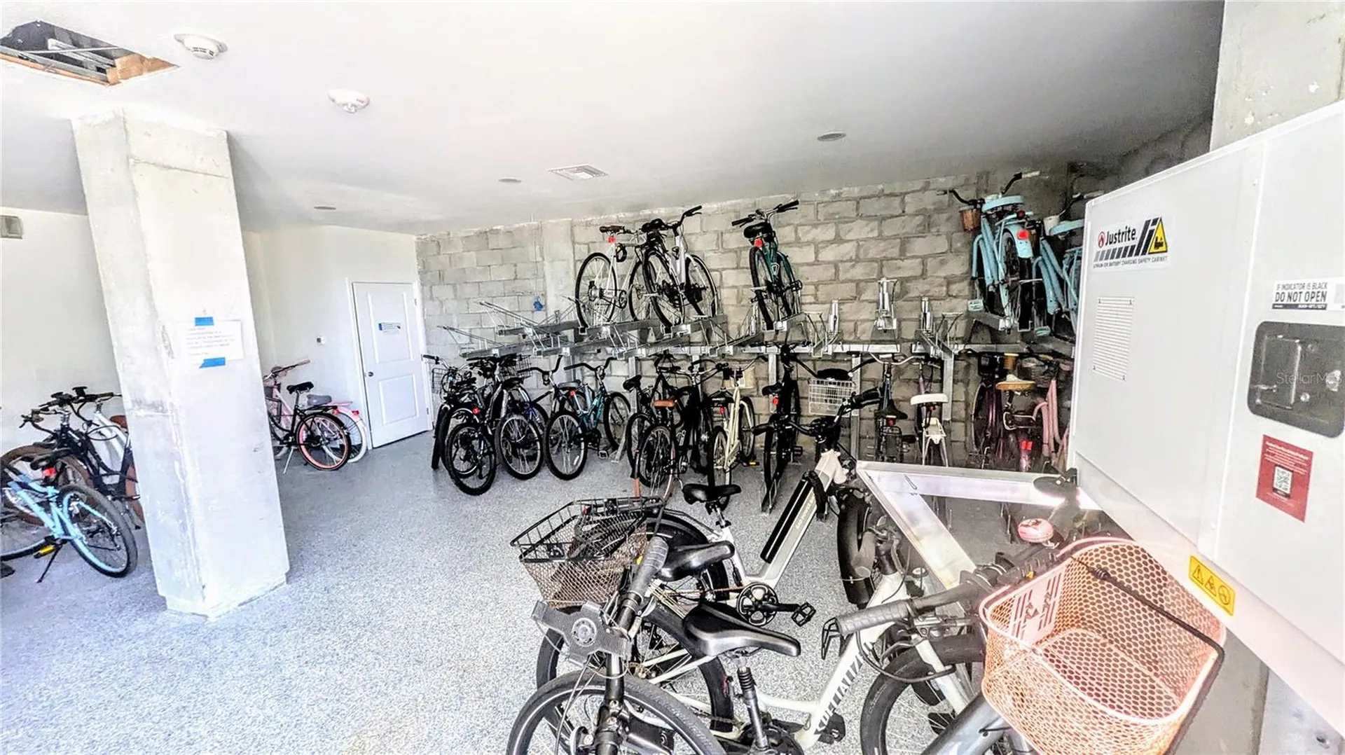4822 Ocean Boulevard Sarasota FL 34242