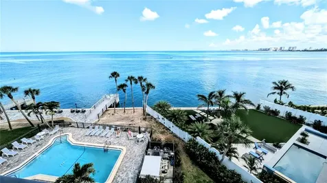 4822 Ocean Boulevard Sarasota FL 34242