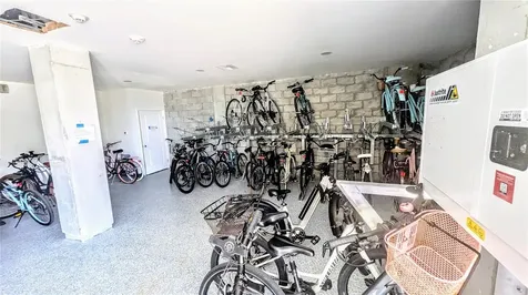 4822 Ocean Boulevard Sarasota FL 34242