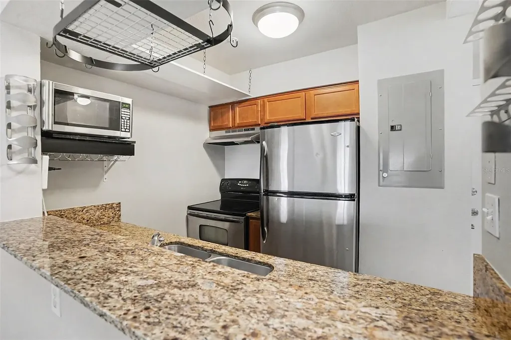 406 S Cedar Avenue Tampa FL 33606