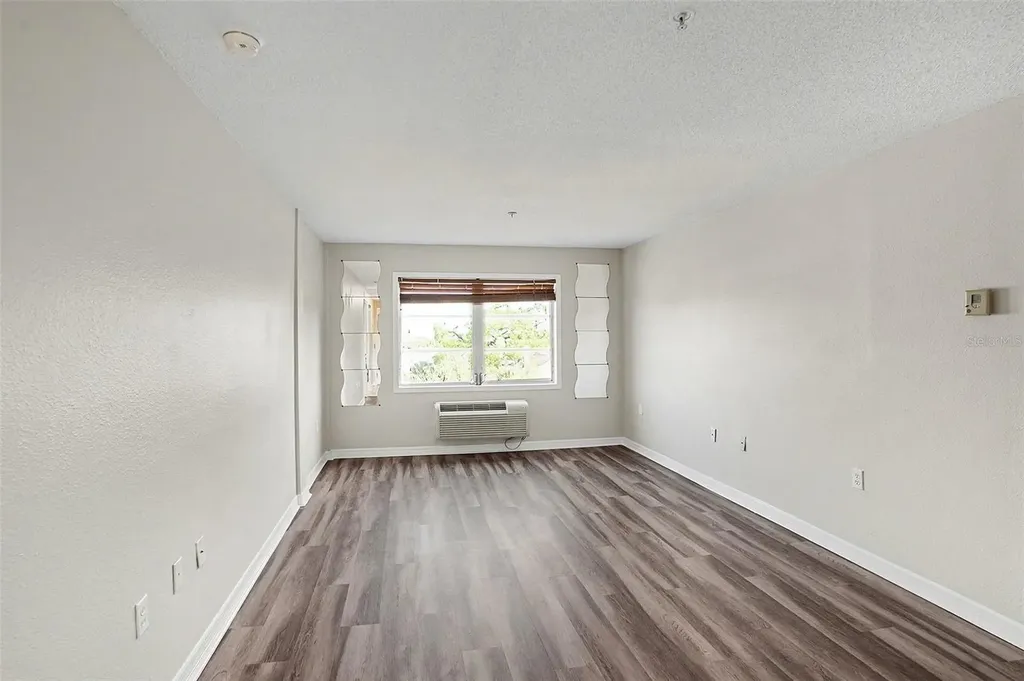 406 S Cedar Avenue Tampa FL 33606