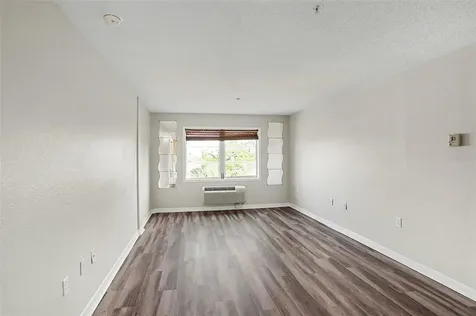 406 S Cedar Avenue Tampa FL 33606