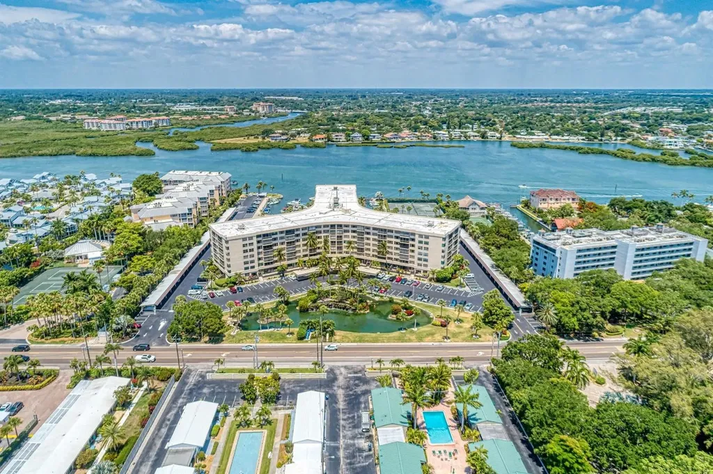 5855 Midnight Pass Road Sarasota FL 34242
