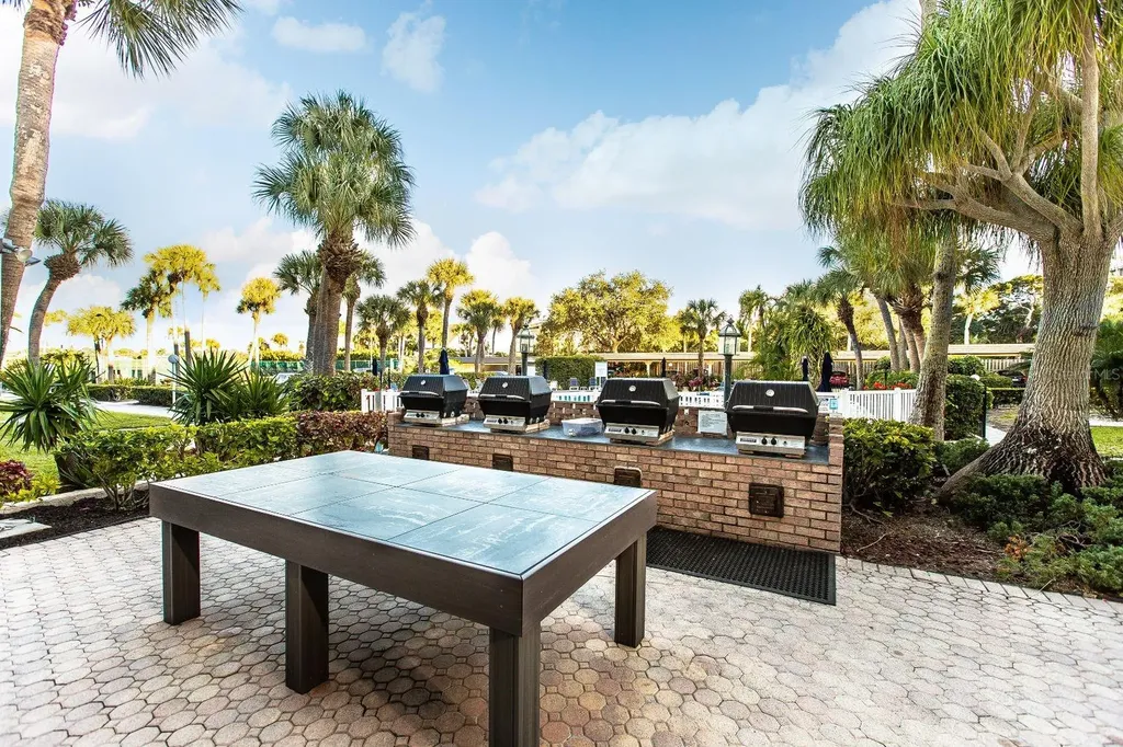 5855 Midnight Pass Road Sarasota FL 34242