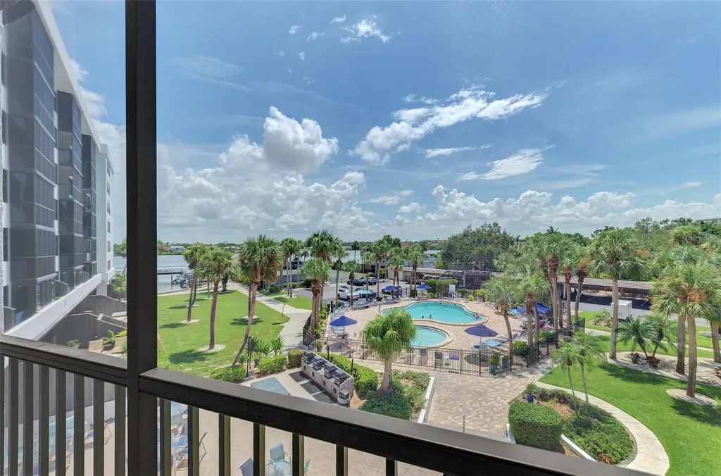 5855 Midnight Pass Road Sarasota FL 34242