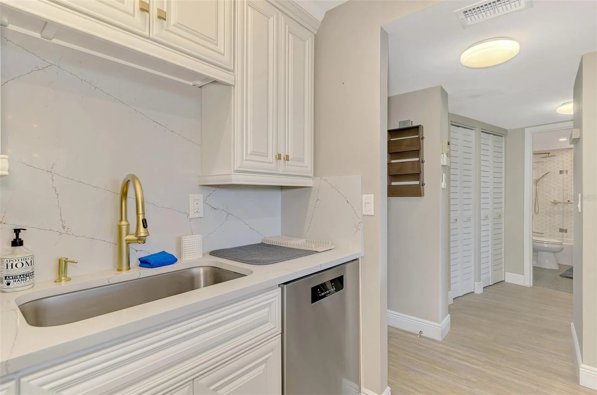 5855 Midnight Pass Road Sarasota FL 34242