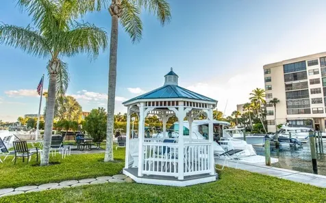 5855 Midnight Pass Road Sarasota FL 34242