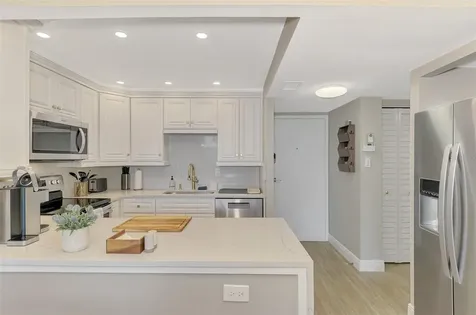 5855 Midnight Pass Road Sarasota FL 34242
