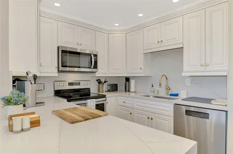 5855 Midnight Pass Road Sarasota FL 34242