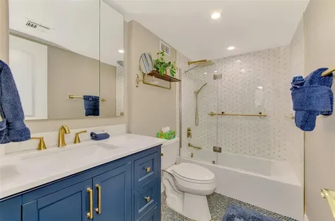 5855 Midnight Pass Road Sarasota FL 34242