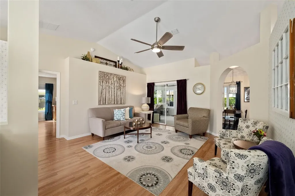 9037 SE 136th Loop Summerfield FL 34491