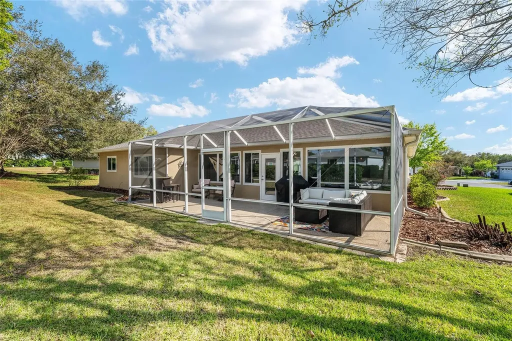 9037 SE 136th Loop Summerfield FL 34491