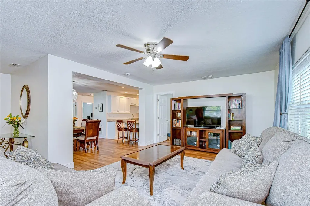 4712 W Tambay Avenue Tampa FL 33611