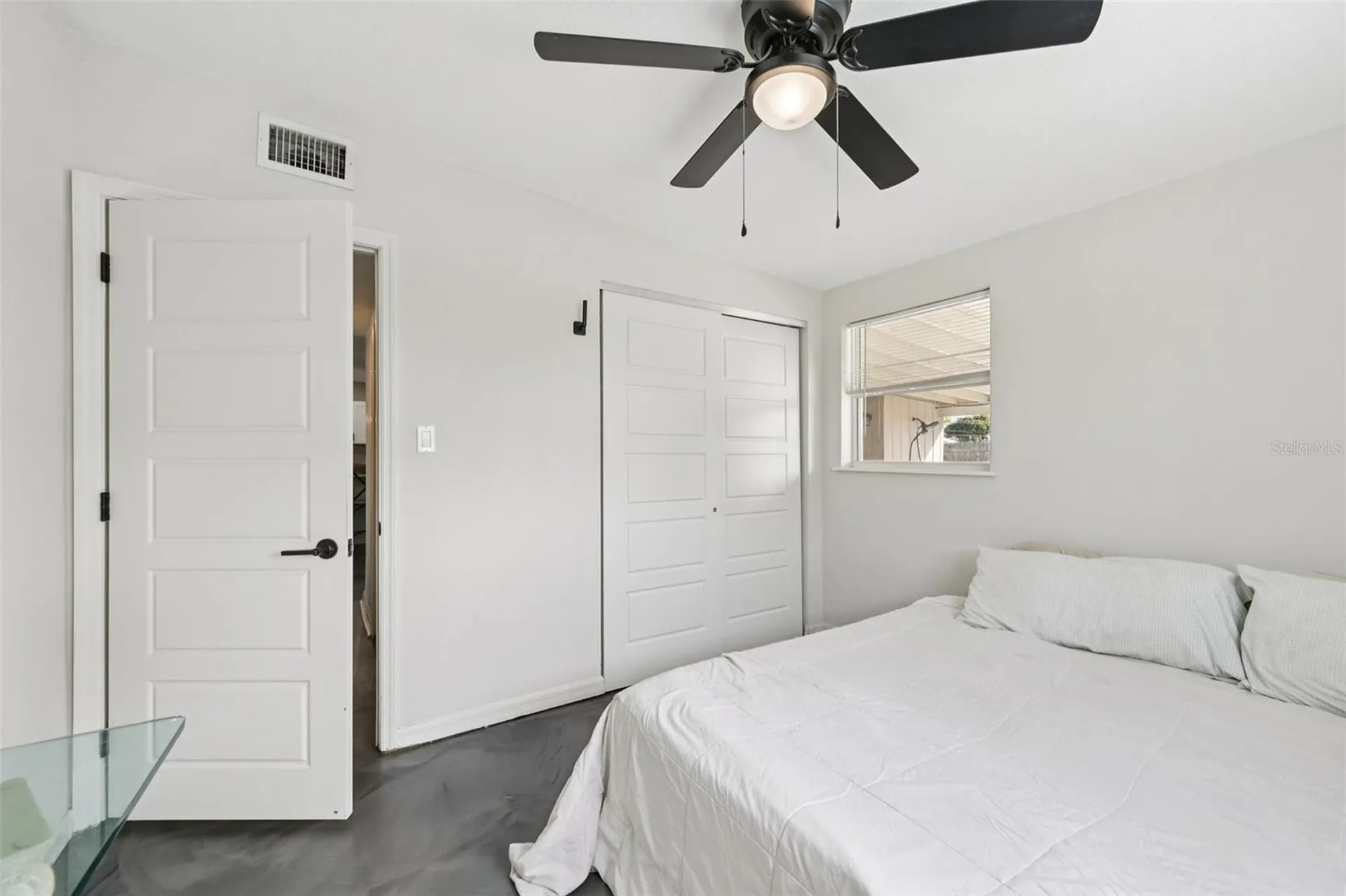 2416 Emory Avenue Bradenton FL 34207